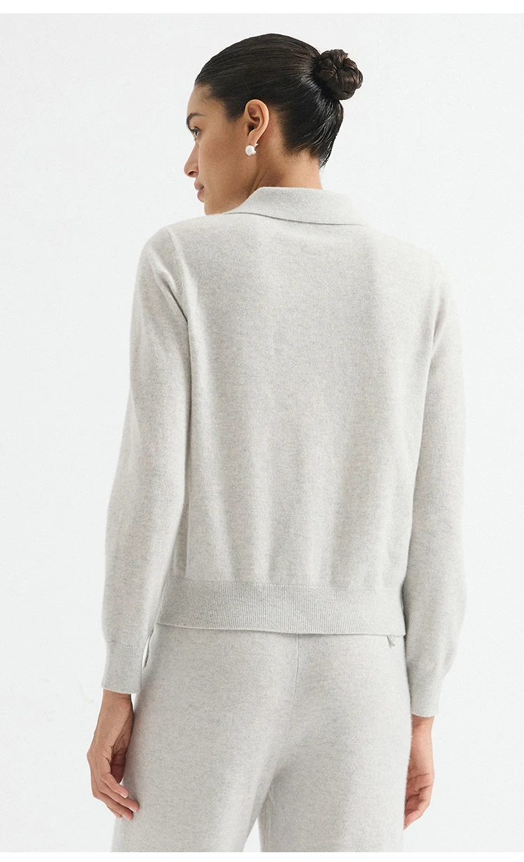 BD3621835 Damen-Cardigan aus 100% Kaschmir mit Hemdkragen, langen Ärmeln, Reißverschluss, Brusttasche, Kettenabzeichen, dezentes Old-Money-Design für den Herbst – Detail 6