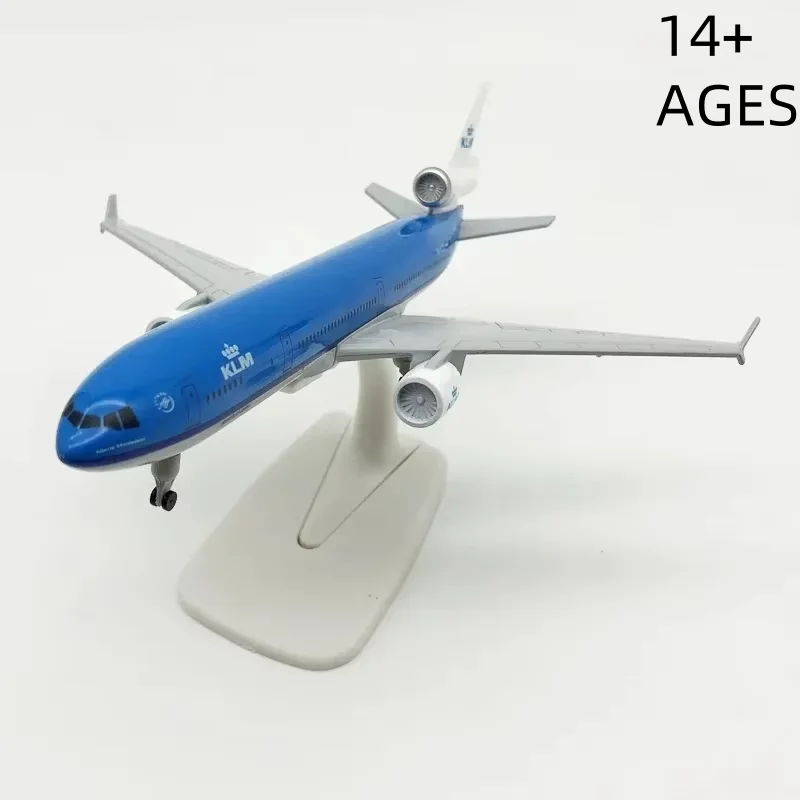 Holland MD-11 Alloy Plane Model MD-11 Airlines Casting Plane Model Plane Model Plane Wheel Landing Gear Toy