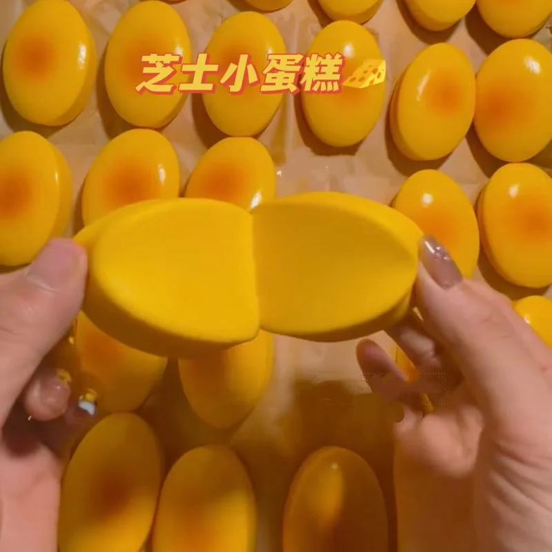novos-brinquedos-sensoriais-de-apertar-em-formato-de-pao-de-cheesecake-squishy-de-subida-lenta-para-alivio-do-estresse-para-criancas-e-adultos-brinquedos-macios-de-apertar