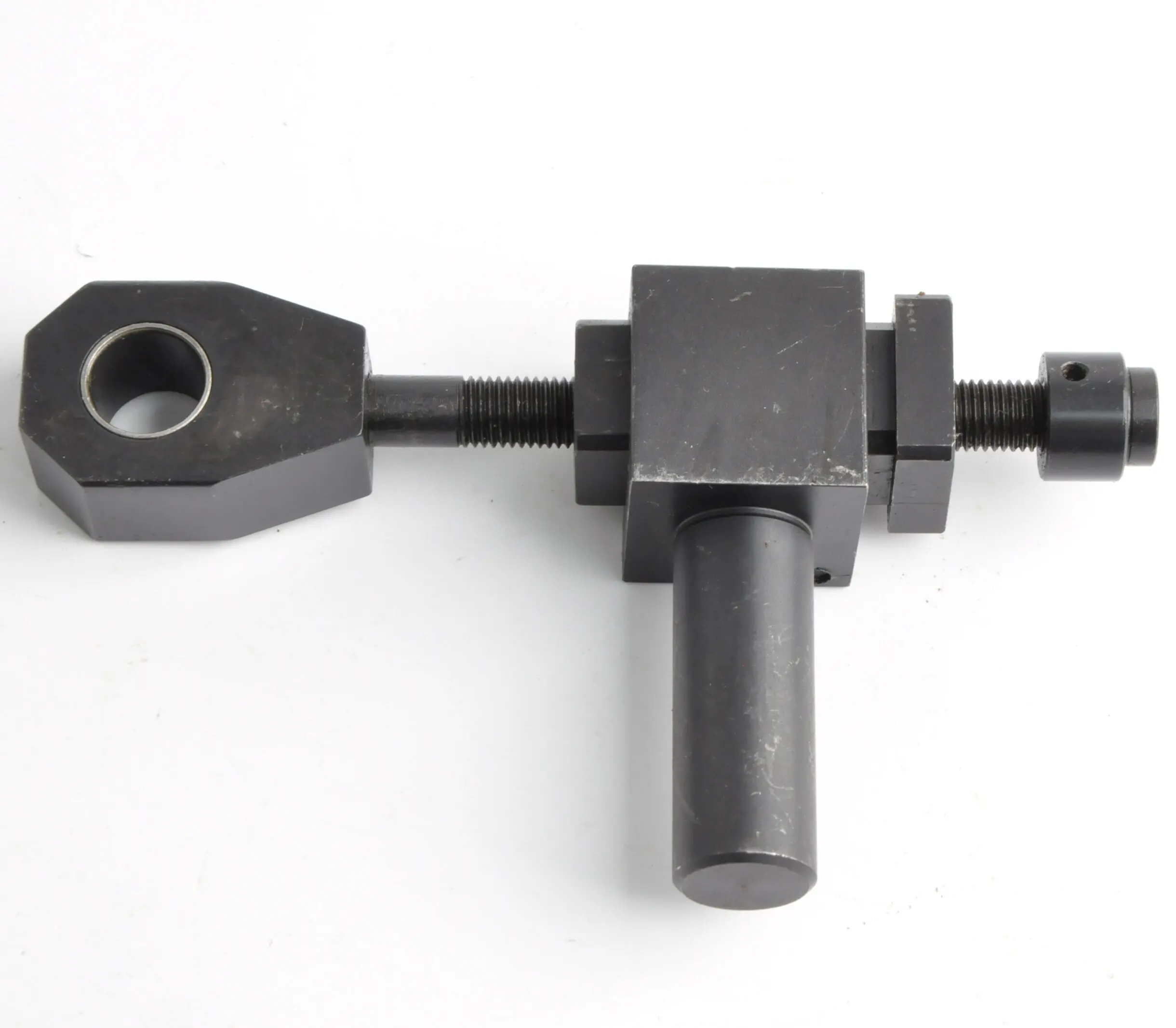 Najwyższej jakości śruba regulacyjna wałka wodnego 71.030.263 71.030.261 CD102 SM102 do maszyn drukarskich Heidelberg ﻿   Części