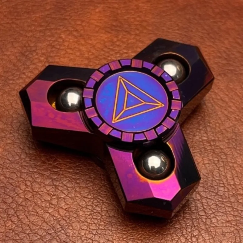 Spinner do rąk z stopu tytanu, magnetyczny, metalowy, do kręcenia na palcach, zabawka sensoryczna EDC, redukująca stres.
