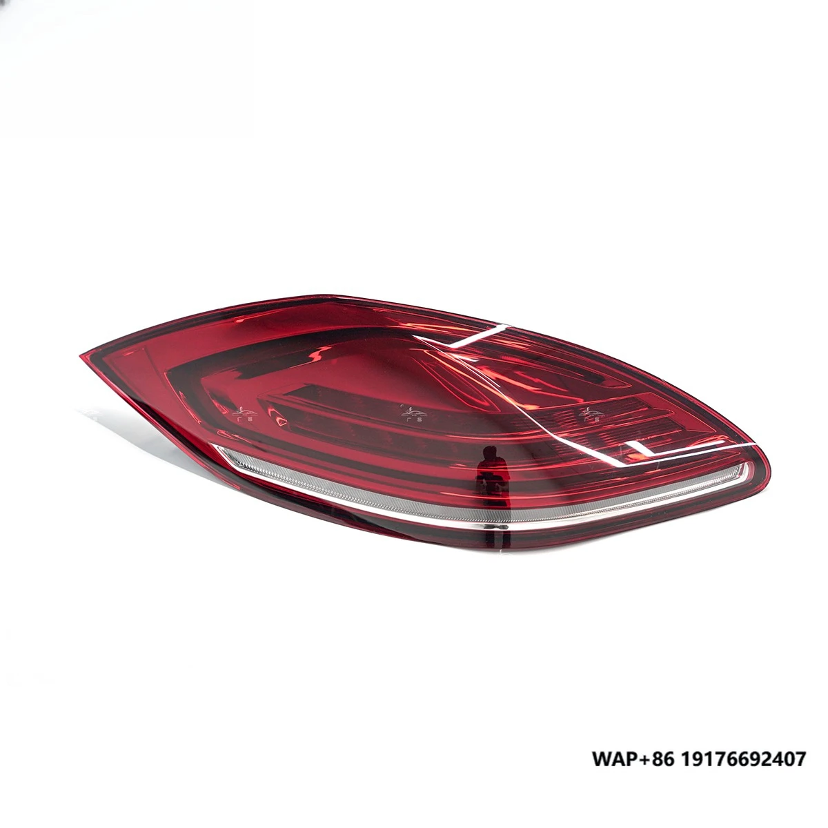 

Suitable for Panamera 970.2 Replacement LED Dynamic Flowing Taillights
