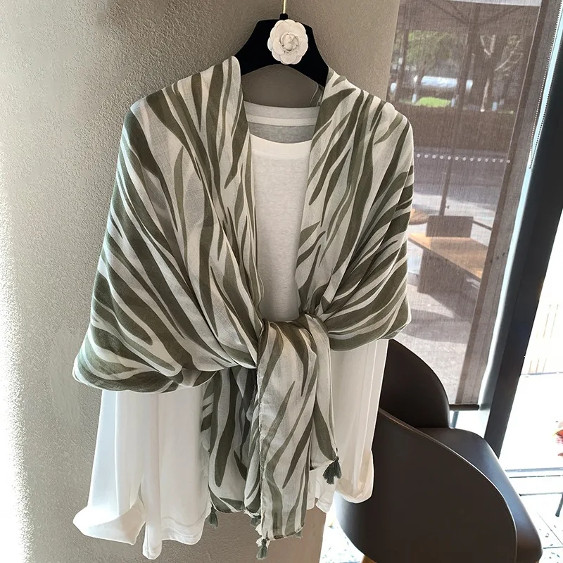 

Solid Hijab Turban Scarf Luxury Women Scarf Headscarf Shawl Bandana Ribbon Foulards Femme Accesories Handkerchief
