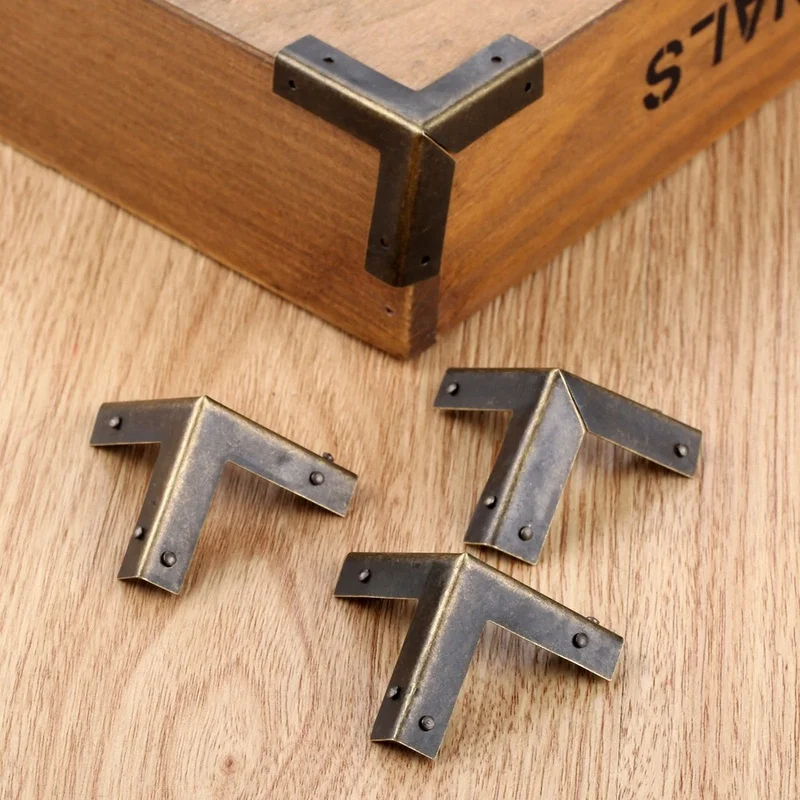 Antique Bronze Corner Protectors Wooden Box Coner Wine Box Protector Furniture Hardware Cover Triangle Corners