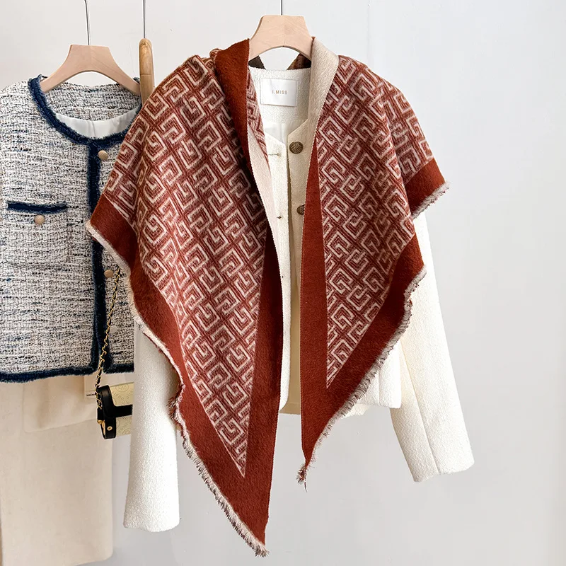 

Женские зимние элитные брендовые треугольные шарфы из искусственного кашемира, толстые теплые жаккардовые мягкие женские холодостойкие шарфы-шали Bufanda 2026