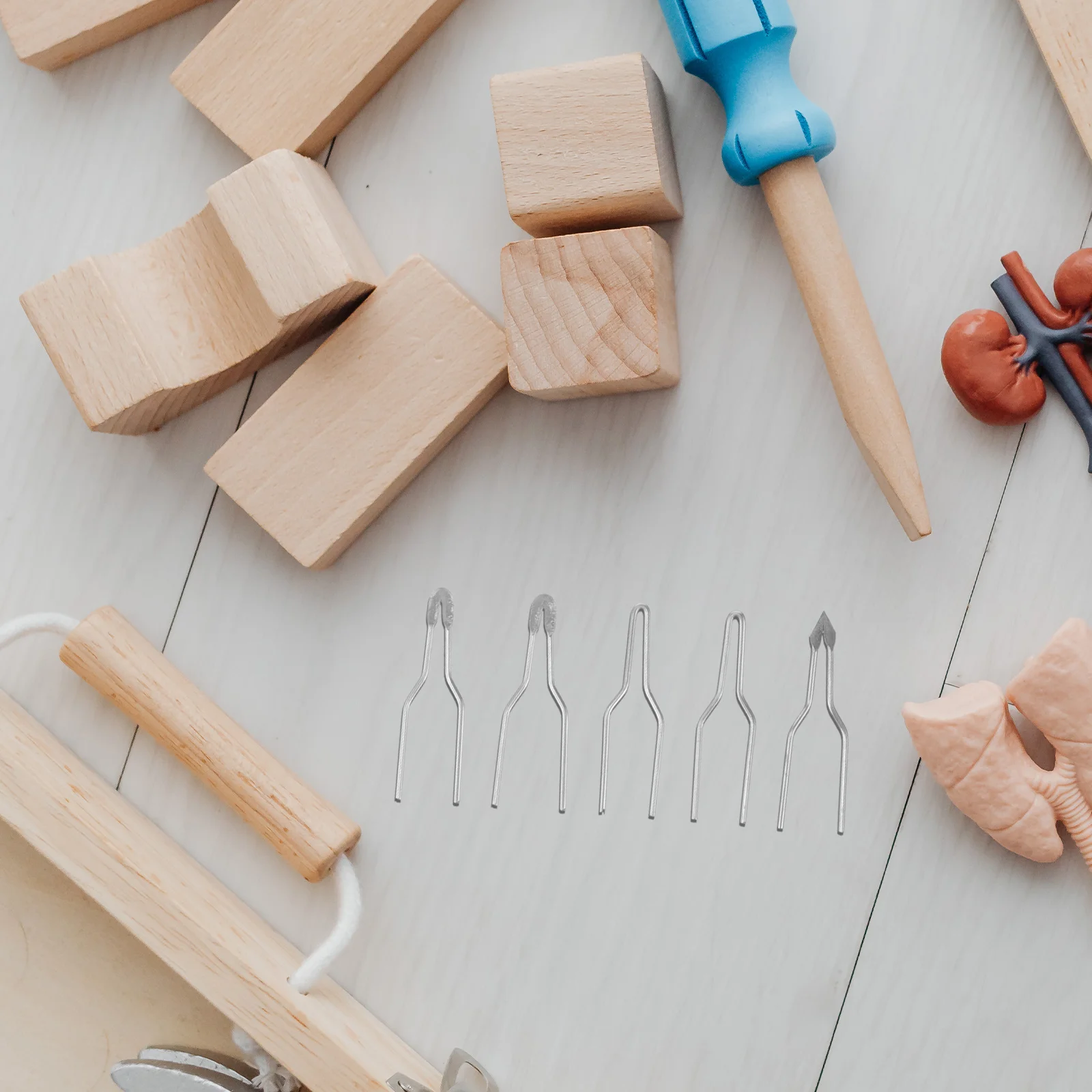 

8Pcs Wood Burning Tool Tips Metal Pyrography Wire Pen Nibs Replacement Wood Burner Kit for Accurate Line Drawing