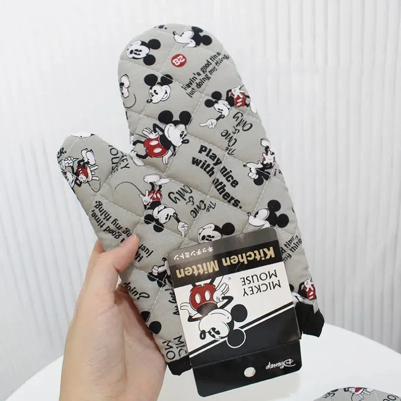 Disney Mickey Mouse Oven Glove Cute Cartoon Figure Thickening Baking Cooking Anti-scald Insulation Kitchen Microwave Oven Glove