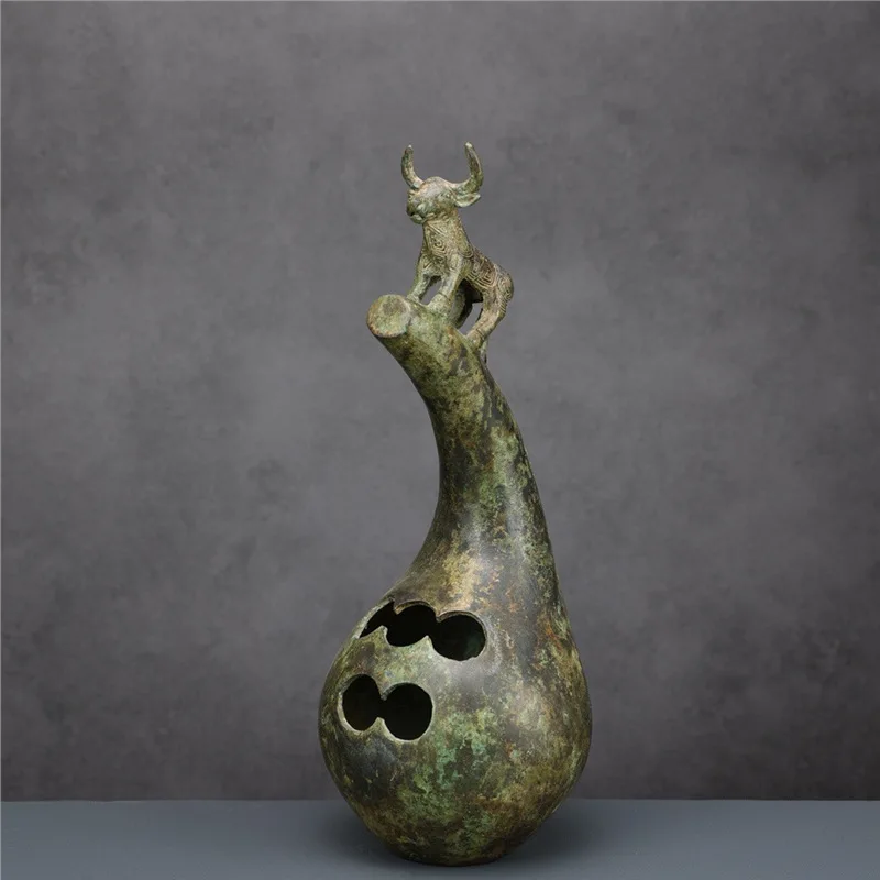 Ancient Yunnan National Cattle Copper Sompoton Ornaments Musical Instruments Cultural Exchange Decorations