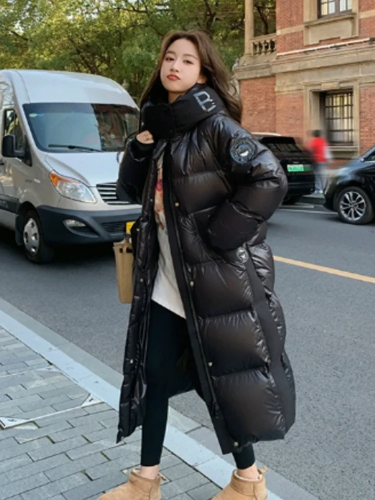 2025 جديد الخريف الشتاء الإناث مقنعين الأبيض بطة أسفل معطف الشتاء لامعة الدافئة سميكة طويلة سترة منفوخة يندبروف أبلى