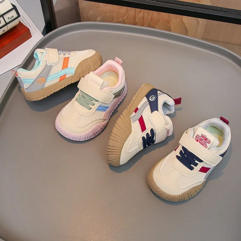 

Новые дышащие повседневные кроссовки для девочек и мальчиков на весну-лето 2026 года, детская обувь с мягкой нескользящей подошвой для спорта и бега