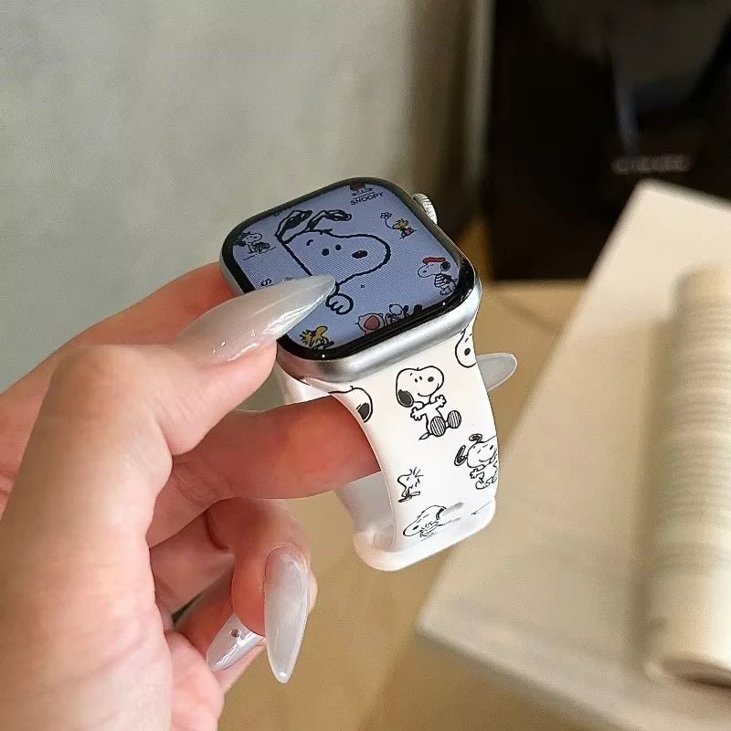 Cartoon Snoopy Watchband Apple 38Mm 40Mm 41Mm 42Mm 45Mm 49Mm Cartoon Fashion Silicone Printed Watch Strap Girls Birthday Gift view 2