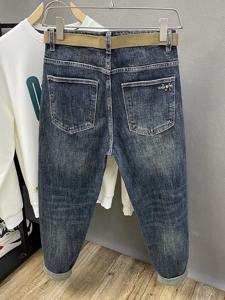 

Мужские джинсы с вышитым принтом осенью 2023 года, новый эластичный тренд, свободные брюки с маленькими штанинами из микрошаровара