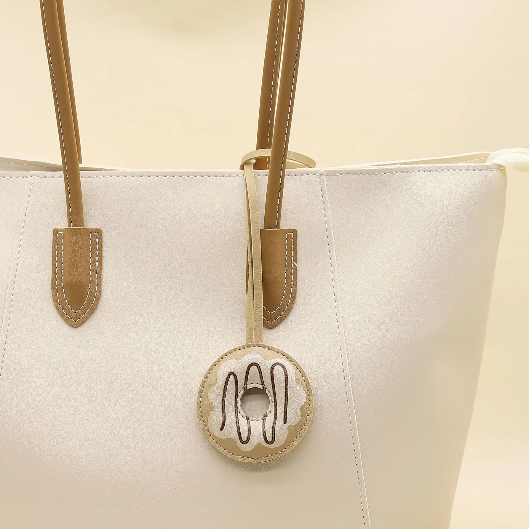 إكسسوارات الحقائب النسائية الكرتون دونات الحلو لطيف Kawaii حقيبة جلدية المعلقات عالية الجودة متعددة الوظائف سلاسل المفاتيح للسيدات #3