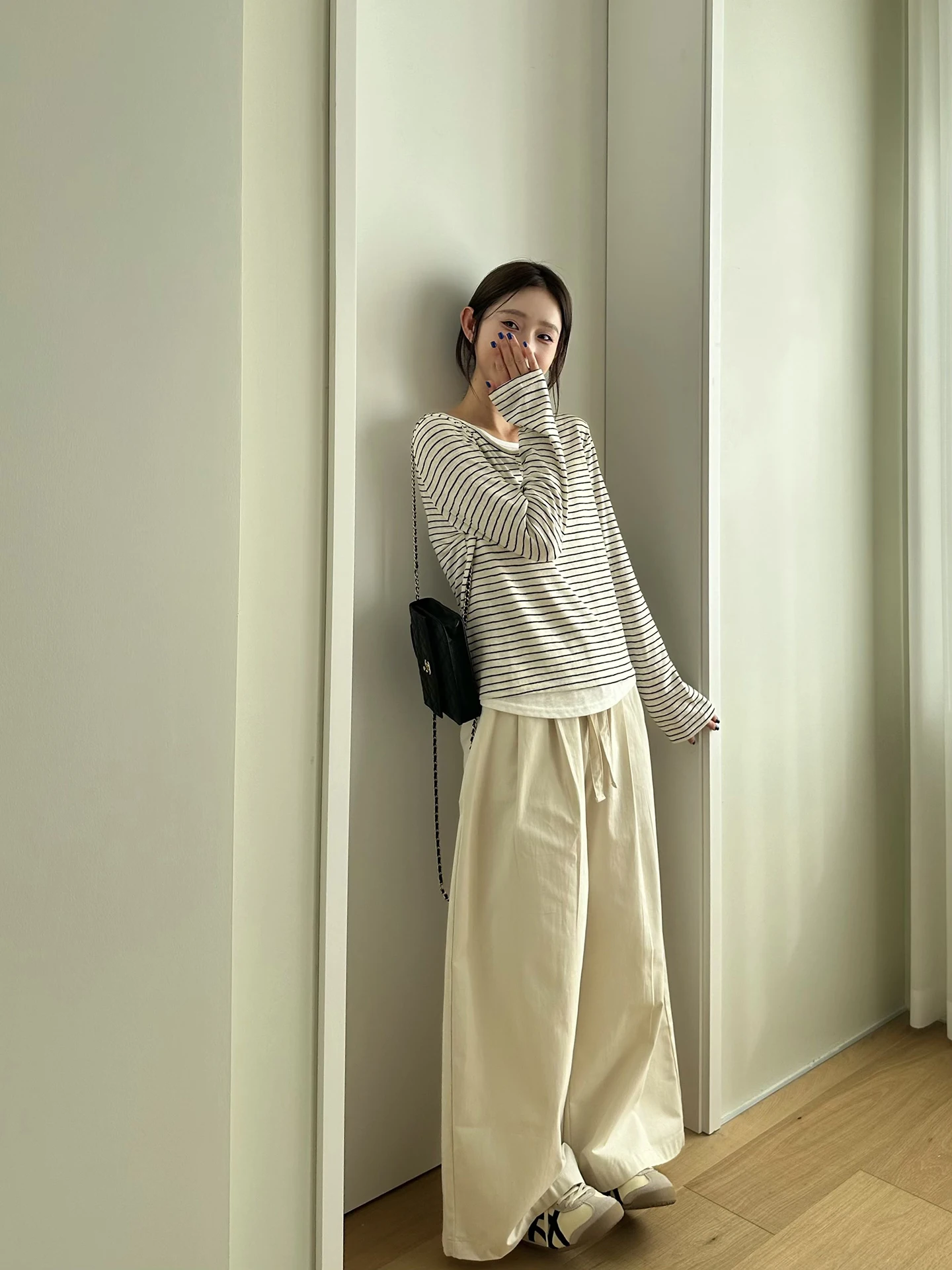 

Повседневные женские брюки с высокой талией, широкими штанинами, свободного кроя, удобные, с эластичным поясом на шнурке, прямые брюки-трубы с изогнутым кроем