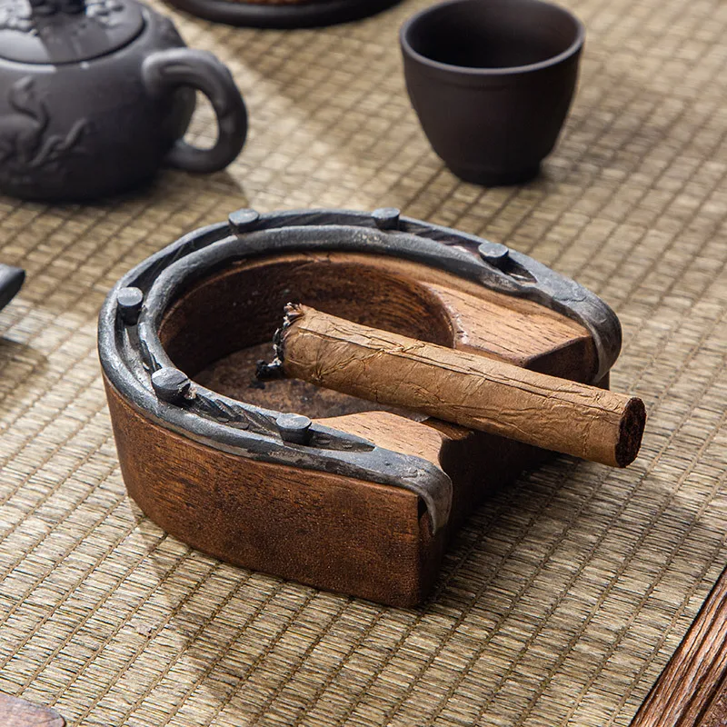 

Solid wood cigar ashtray, new Chinese office decoration