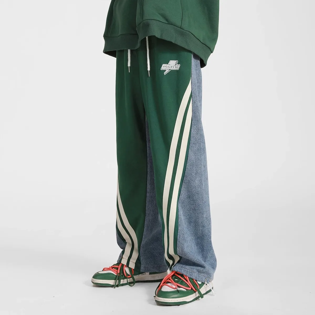 

Осень-зима, большие размеры, американские уличные цветные полосатые широкие джинсы, свободные джинсы, мужские повседневные прямые брюки