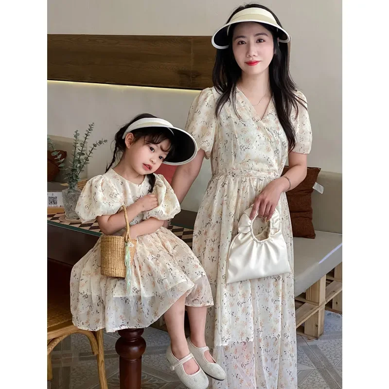 Girls Cute Frock Vacation Women Clothing Puff Sleeve Dress Holiday Look Mother Daughter Same Floral Mom and Baby TulleDresses