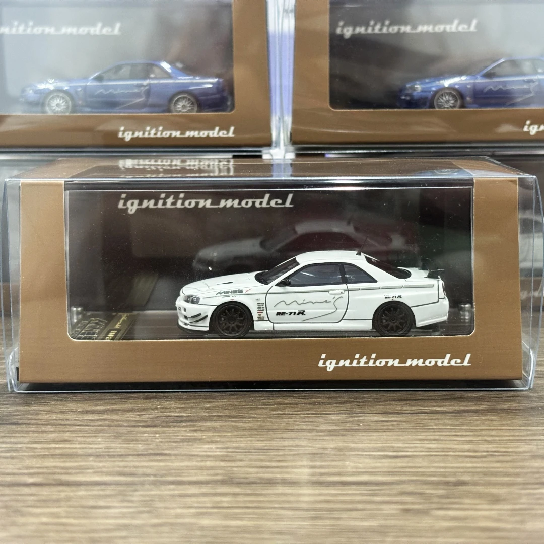 

Ready stocks Ignition MODEL 1:64 SKYLINE R34 Two colors Diecast Birthday Gifts Hobby Display Simulation Collectio