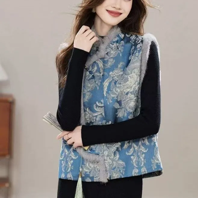 

New Chinese Style 2025 Brocade Jacquard Stitching Rabbit Fur Western Quilted Waistcoat Vest Top