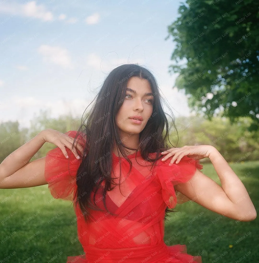 Encantador longo vermelho tule vestidos inchado ombro criss cruz em camadas babados em camadas brithday vestido de festa para sessão de fotos