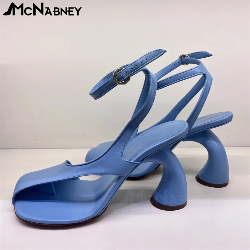 Tabi Toe Strang Heel Sandals Plain Colour Ankle Strap Leather Summer Heels Fashionable Designer Style Custom Women\'s High Heels