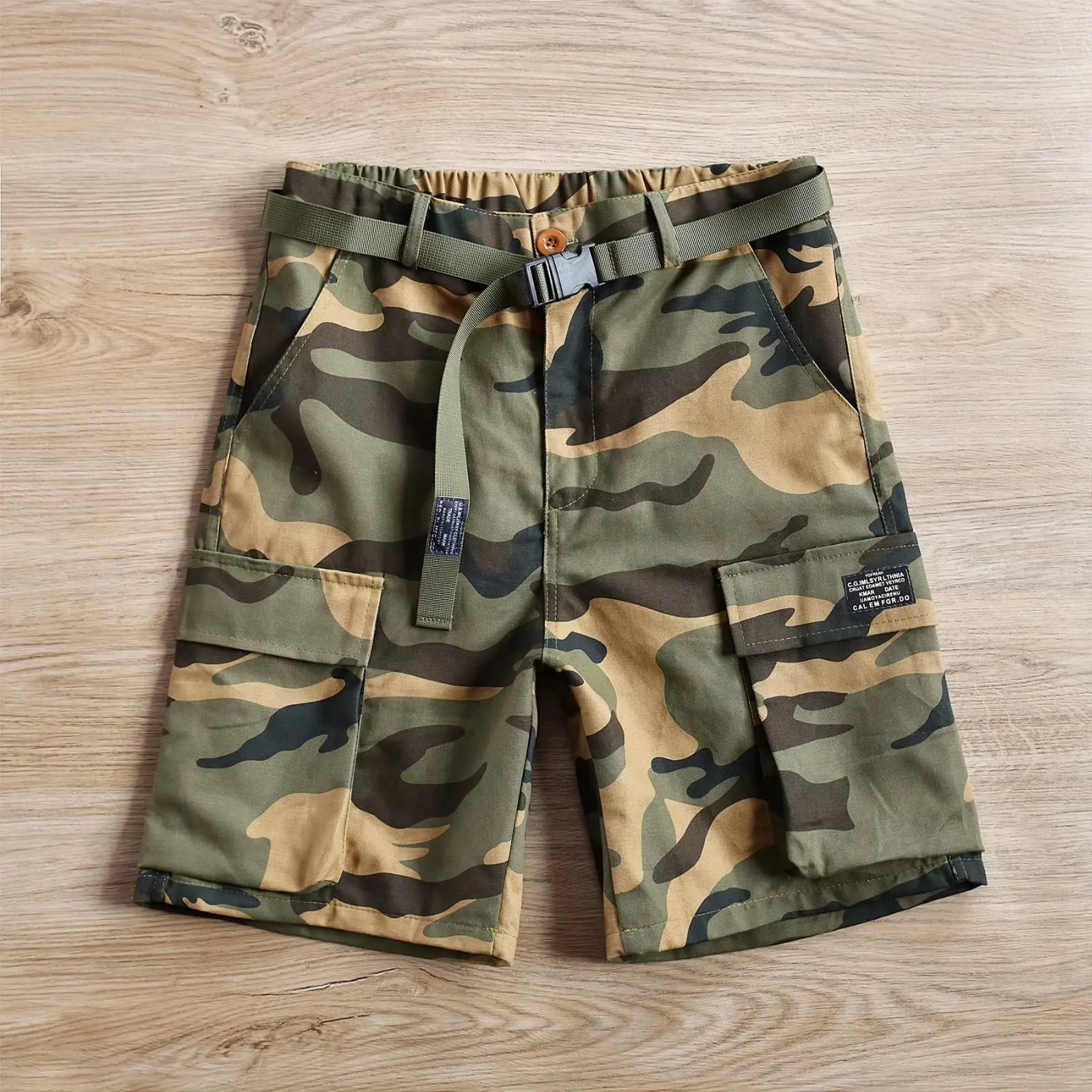 

Летняя спецодежда, мужские свободные камуфляжные 5-точечные брюки с прямыми штанинами и поясом, повседневные хлопковые брюки, молодежные энерги...