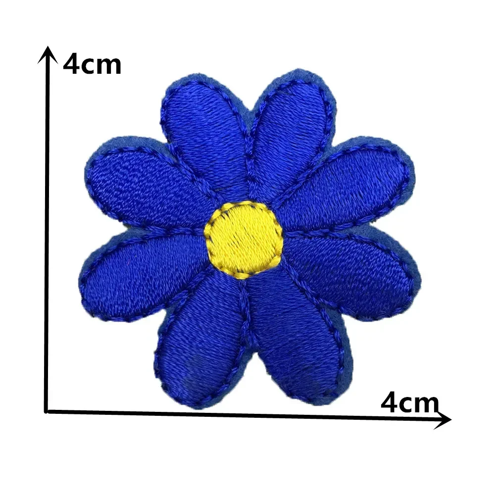 Small Daisy Flower Cloth Stickers Embroidery DIY Clothes Pants Applique Accessories Hot Melt Glue Patch Sewing Hat Accessories