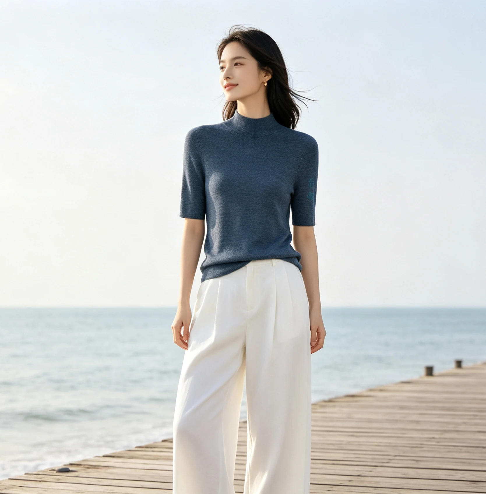 High-necked mid-sleeve sweater with slim five-point sleeves in fine cashmere for women in early autumn