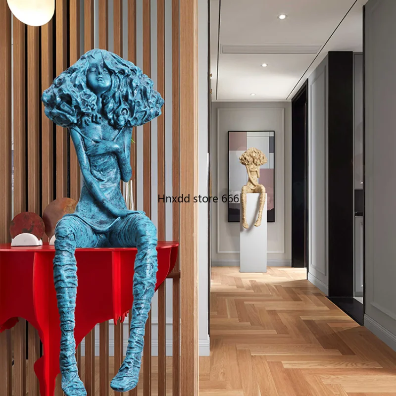 Abstract Character Landing Modern Girl Sculptured Ornaments Sales Office Sample Room Decorations