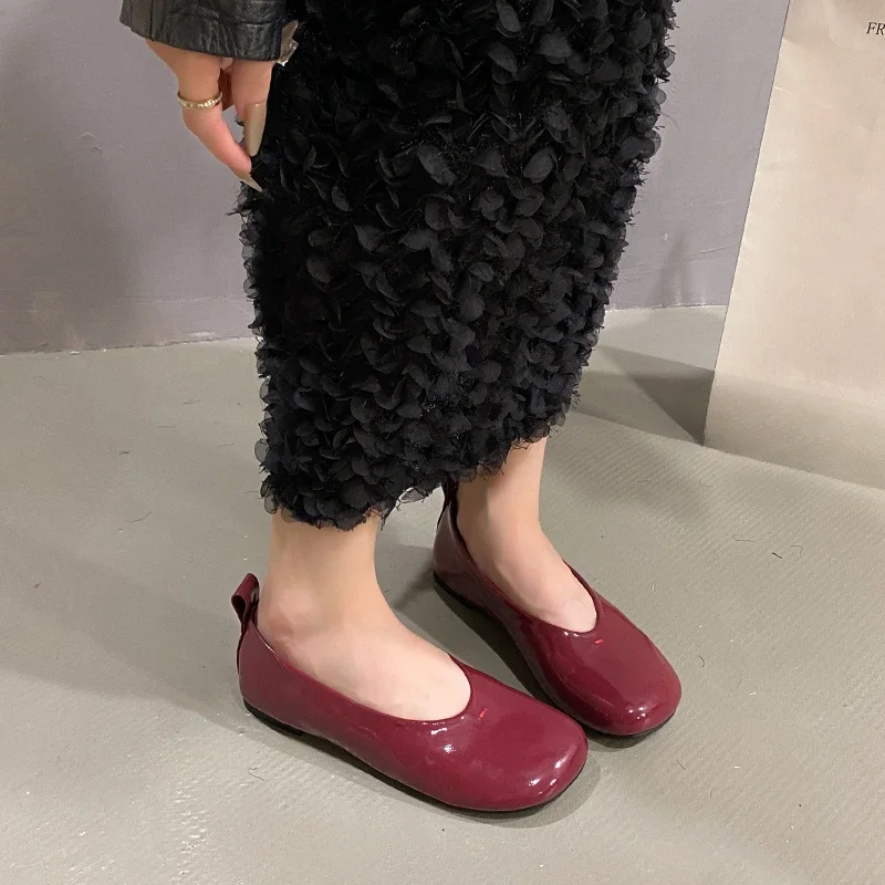 

Женские туфли с закрытым носком, универсальные корейские туфли, удобные летние классические туфли на плоской подошве, модель 2024 года