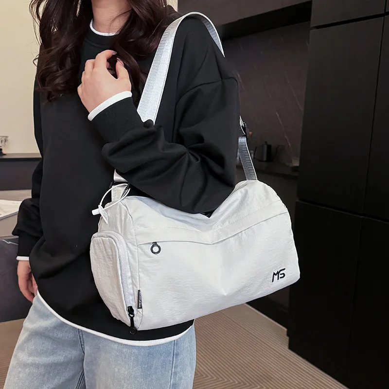 

2025 Women's New Trendy Korean Compact Crossbody Shoulder Bag - Lightweight Casual Travel Sports Versatile Essentials for Ladies