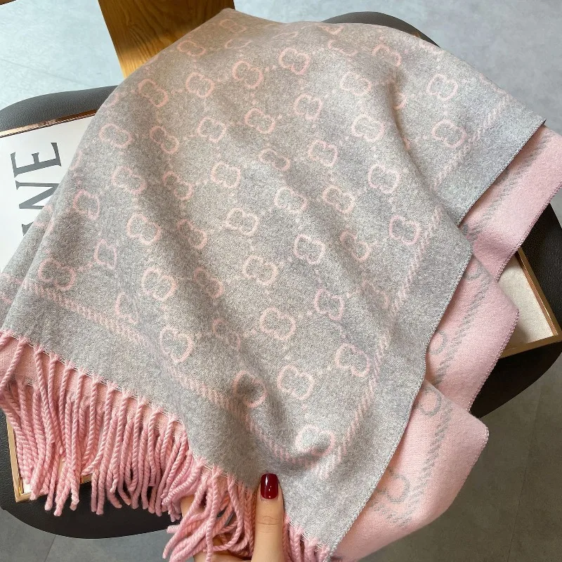 2025 الخريف والشتاء تقليد الكشمير الدافئة الجاكار قصيرة اللحية مهدب وشاح المرأة هندسية تكييف الهواء وشاح شال