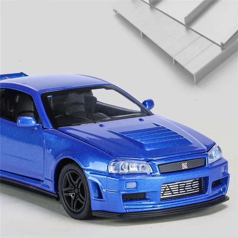 1:32 Nissan Skyline Ares GTR R34 lega modello di auto sportiva pressofuso giocattolo in metallo modello di auto da corsa simulazione suono luce regalo per bambini