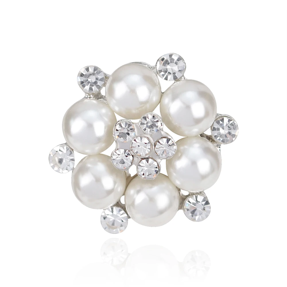 Cute White Pearl Crystal Brooches For Women Badges for Clothes Jewelry Collar Pins Gifts Accessories for Friends