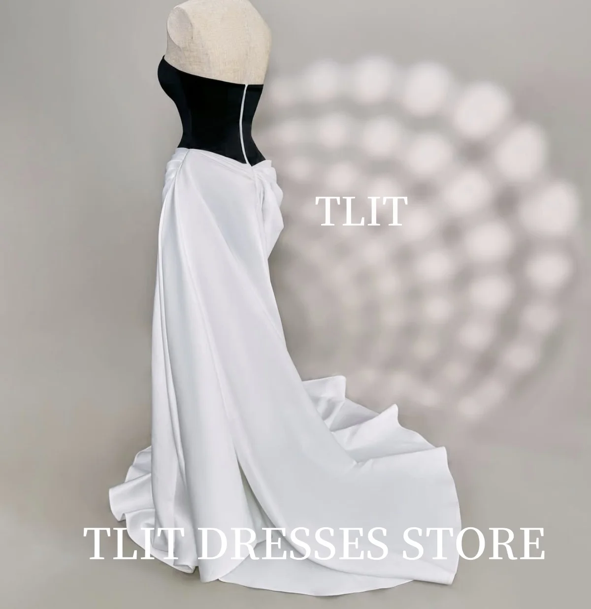 TLIT Elegante Abendkleider aus Seidensatin in Kontrastfarbe, maßgeschneidert, فسات Pre® – Drapierte, trägerlose Ballkleider mit Hofsweep