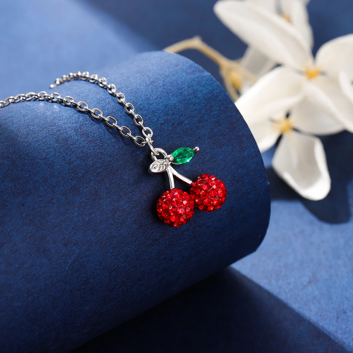Collares con colgante de cadena de clavícula de fruta de Plata de Ley 925 cereza roja de cristal completo