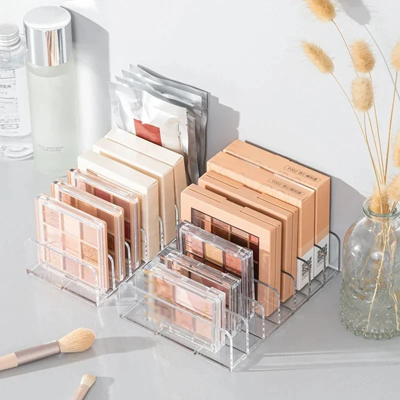 7-Compartment Desktop Makeup Organizer Plastic Storage Box for Cosmetics Blush Eyeshadow Display Tray - Clear Plastic