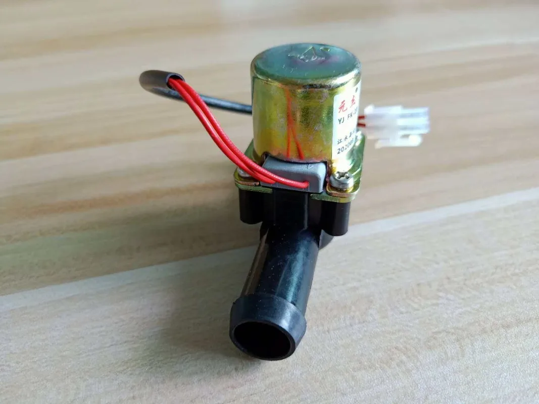 12V Normally Closed Automobile Heater Water Valve Air Conditioner Hot And Cold Switch Solenoid Valve for Car Heating System