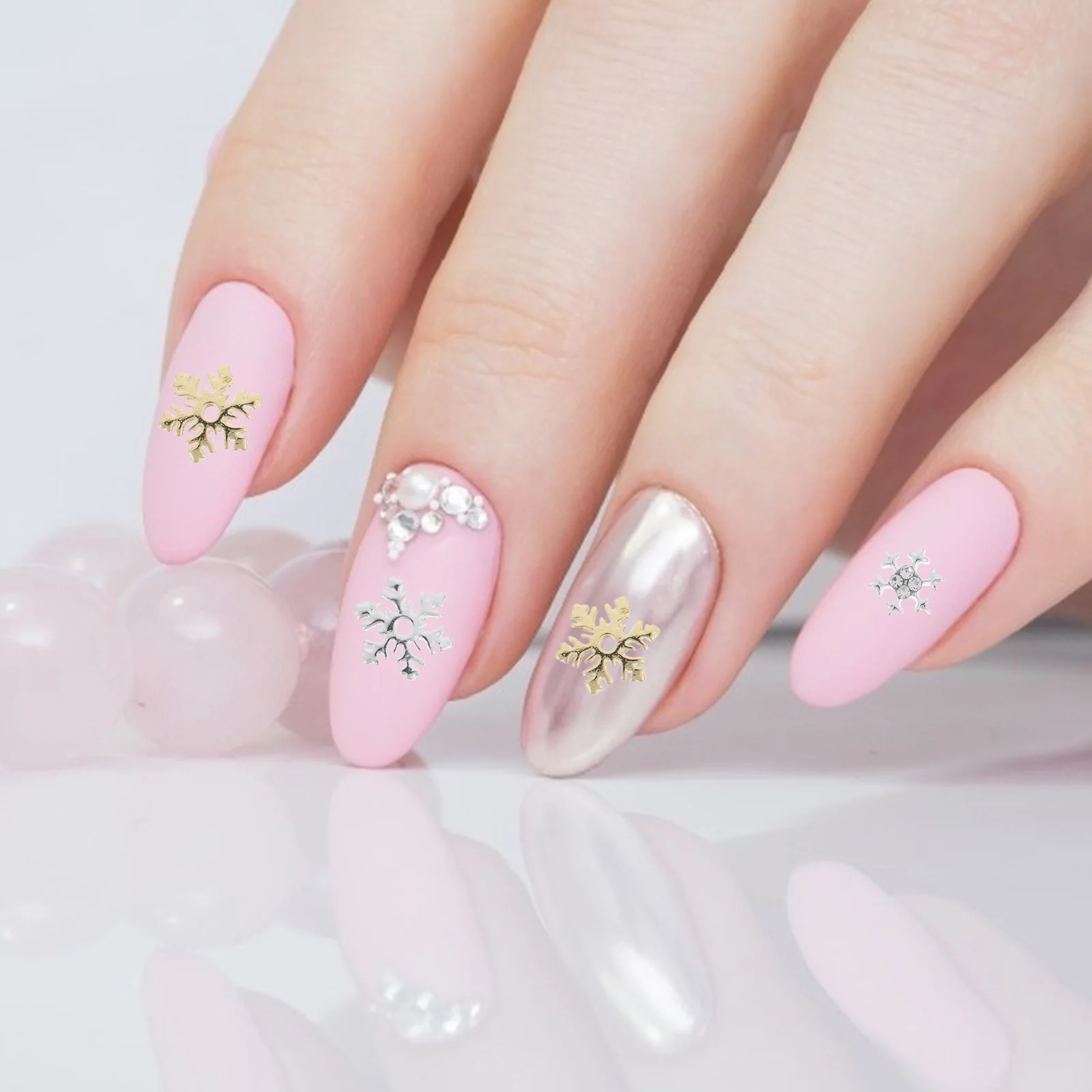 

60Pcs Christmas Snowflake Nail Charms Glitter Nail Art Decorations for Women DIY Fingernail Charm Manicure Decoration Set