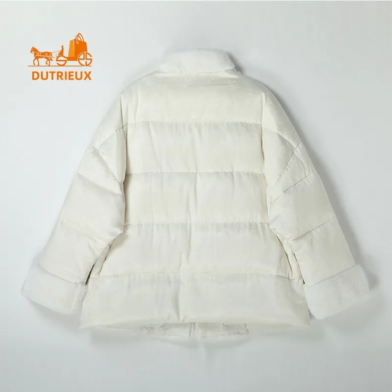 Chaqueta de plumón de visón para mujer, abrigo de satén de plumón de ganso de alta calidad, bordado corto, Cuello medio alto, piel Real, cálido, invierno, nuevo