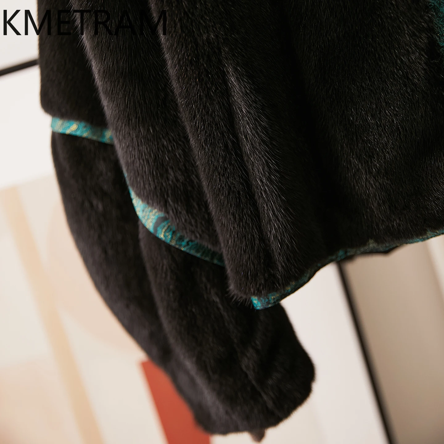 KMETRAM 100% معاطف فرو المنك ملابس سوداء عتيقة للمرأة 2025 شتاء أنيق قصير جديد في ملابس خارجية manteaux hiver فام