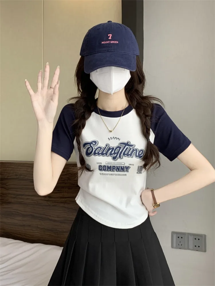 เสื้อยืดสไตล์เรโทรอเมริกัน สีสันสดใส สำหรับผู้หญิง ฤดูร้อน รุ่นใหม่ ไซส์เล็ก ทรงเข้ารูป เซ็กซี่ ผ้าฝ้าย