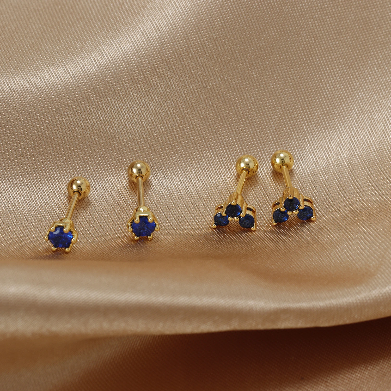 Pendientes pequeños de acero inoxidable para mujer, aretes de circonita azul con forma de corona y mariposa, joyería a la moda para fiesta de boda, 2023