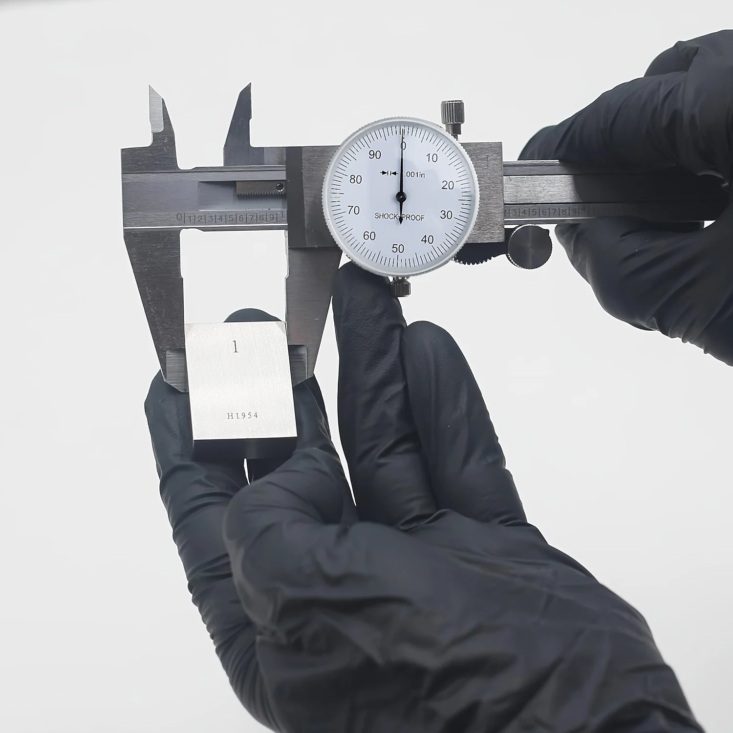 

High Precision Carbon Steel Vernier Caliper 0-150mm, Metric and Imperial, Shockproof, with Dial Indicator, Easy Assembly