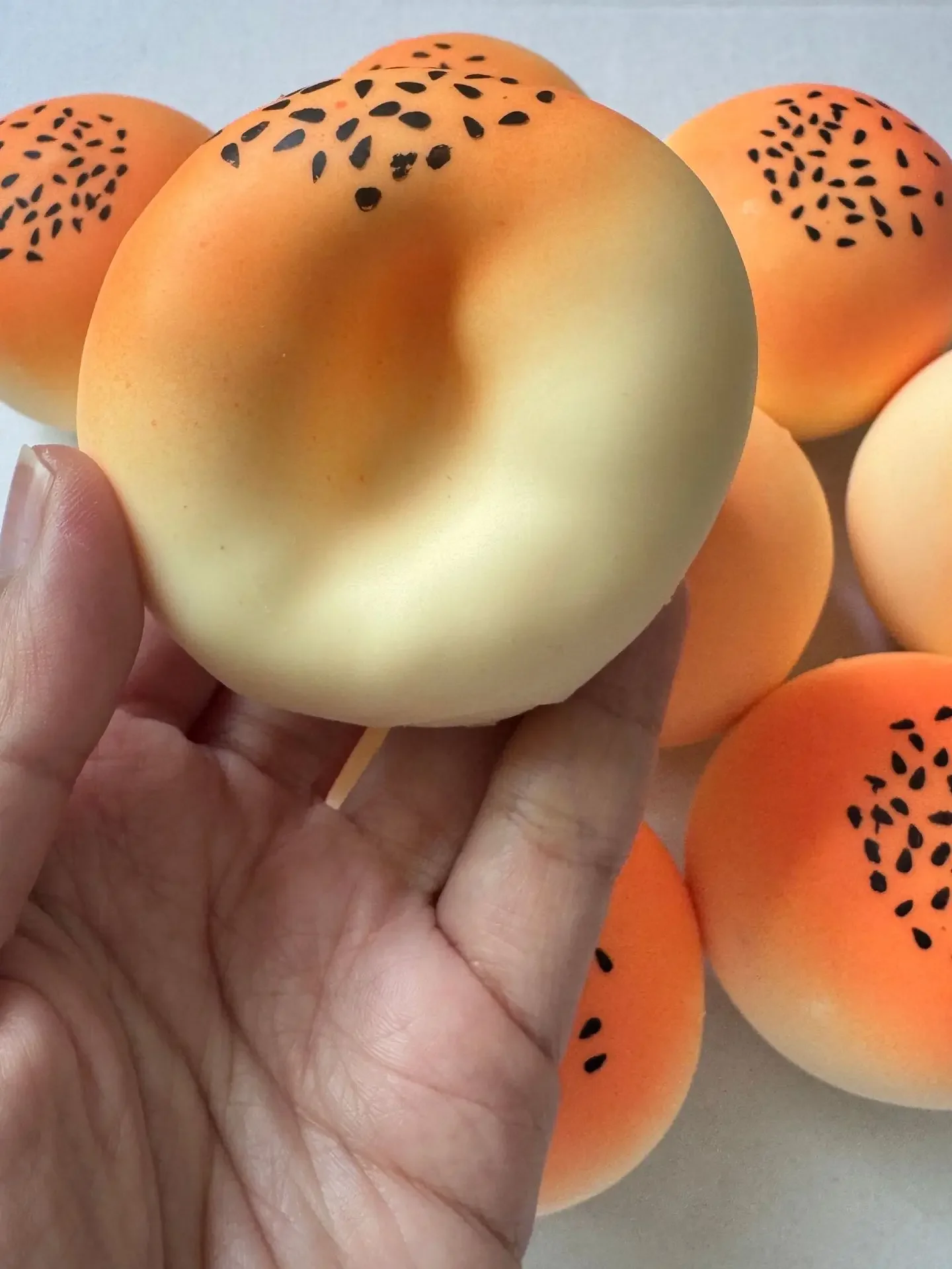 Simulations-Dessert-Stressball, Formbare Knusprige Quetschspielzeuge, Gefüllte Blöcke, Asmr Anti-Stress-Sensorikspielzeug Für Erwachsene S5C0A371B78464C0Cb6Fbb27326Fc8679B