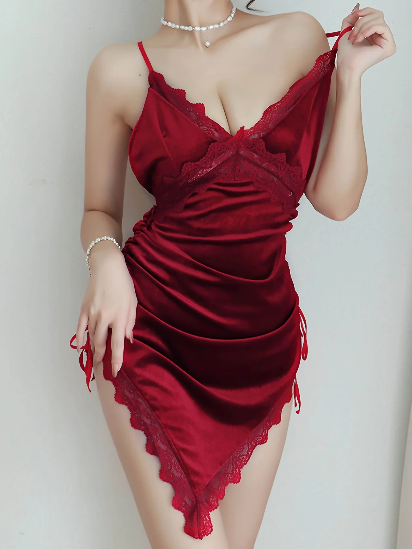 Sexy gold velvet pajamas 2025 new lace camisole red two-piece set summer women's nightgown