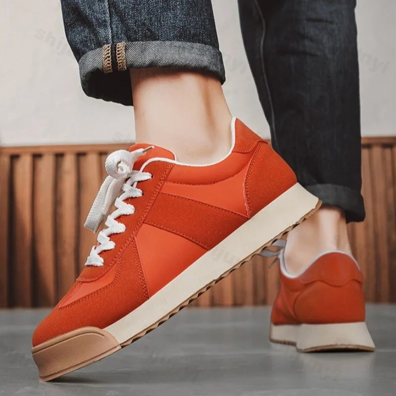 

Модная тенденция, повседневная спортивная обувь с низким берцем на толстой подошве для мужчин, осень 202, новый нишевый дизайн, универсальные удобные массивные кроссовки