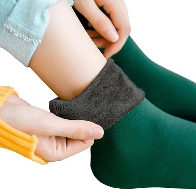 Women Winter Thicken Velvet Low Socks Solid Color Warm Socks Comfortable Thermal Velvet Wool Socks Elastic Seamless Snow Sock