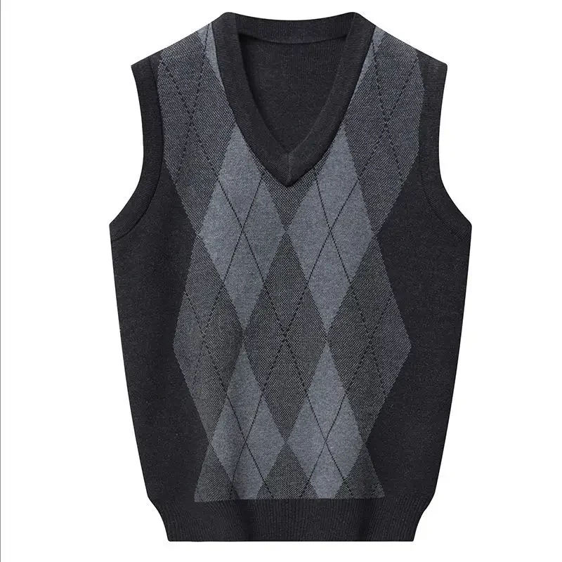 

New Sleeveless Sweater Men Pullover Vest Slim Jumpers Knitting Patterns Autumn Casual Clothing Men Top Vneck Woolen Sweater