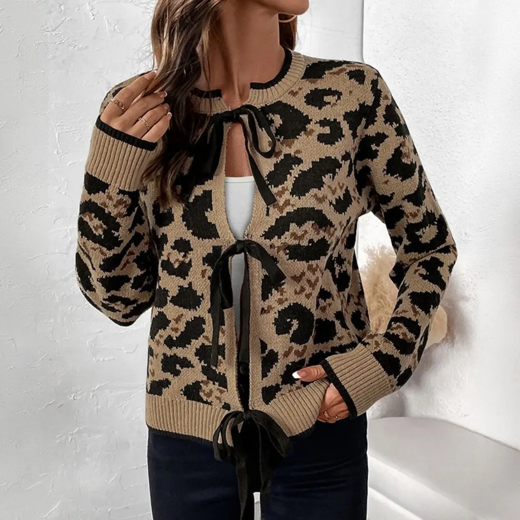 المرأة الخريف Crewneck سترة الدانتيل متابعة ليوبارد سترة نمط معطف التصميم الأوروبي الأمريكي
